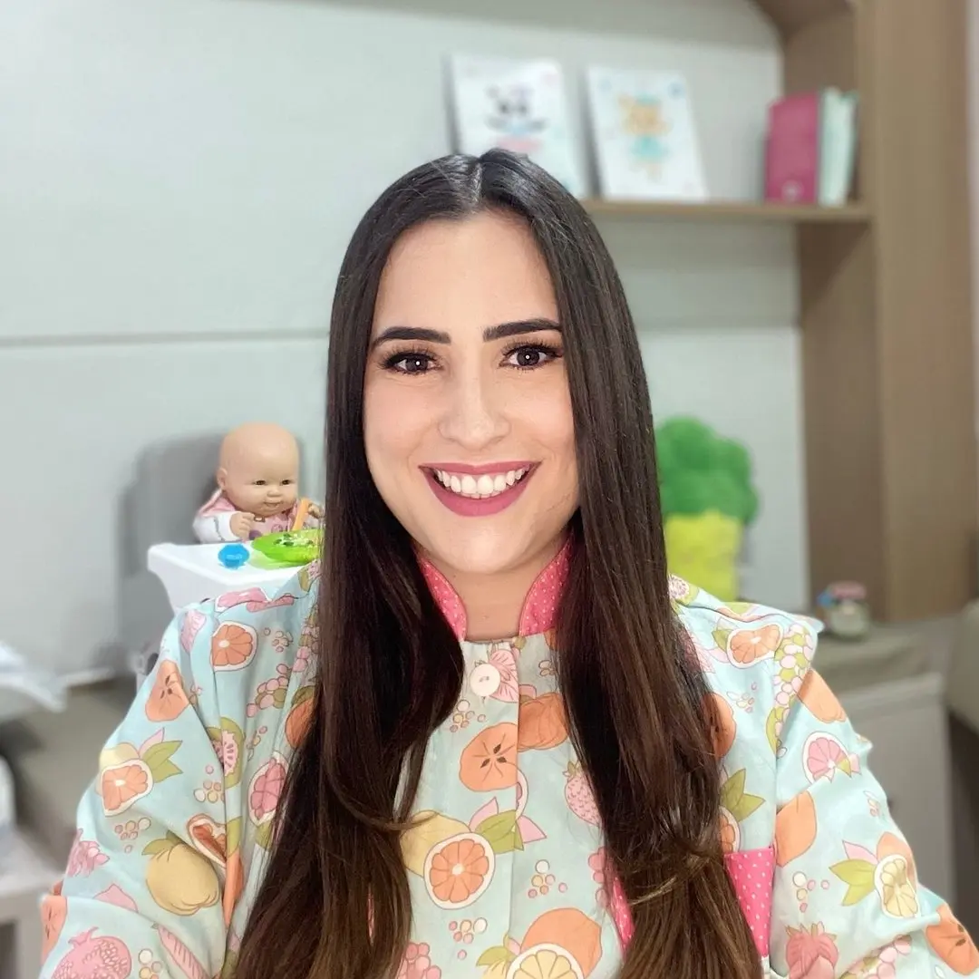 Logo de Amanda Cintra - Nutricionista Materno Infantil